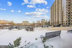 5225 Pooks Hill Rd, Bethesda, MD 20814 - Photo 49