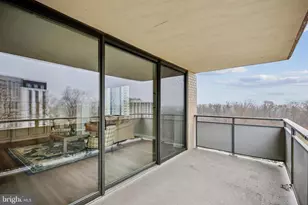 5225 Pooks Hill Rd, Bethesda, MD 20814 - Photo 23