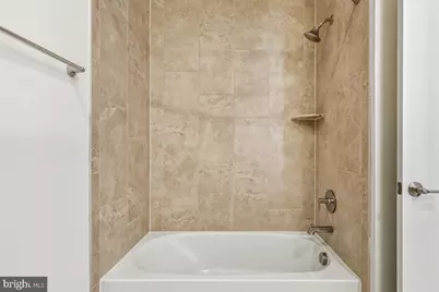 11300 Emerald Park Road, Potomac, MD 20854 - Photo 25