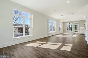 11300 Emerald Park Rd, Potomac, MD 20854 - Photo 7