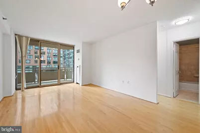 4801 Fairmont Avenue #412, Bethesda, MD 20814 - Photo 9