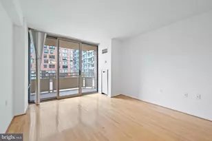 4801 Fairmont Ave, Bethesda, MD 20814 - Photo 5