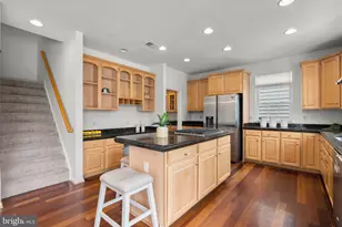 11525 Seneca Forest Cir, Germantown, MD 20876 - Photo 13