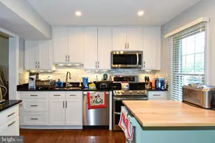 5433 Grove Ridge Way, Rockville, MD 20852 - Photo 3