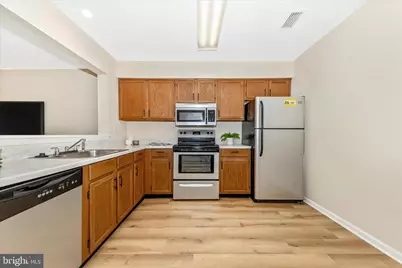 19742 Teakwood Circle #52, Germantown, MD 20874 - Photo 9