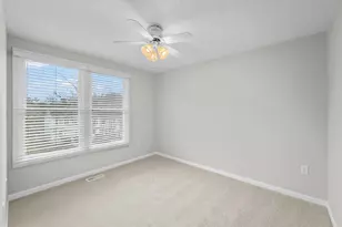 10110 Shelldrake Cir, Damascus, MD 20872 - Photo 19