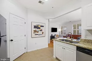 8 Granite Pl, Gaithersburg, MD 20878 - Photo 13