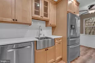 10603 Hunters Chase Ln, Damascus, MD 20872 - Photo 11