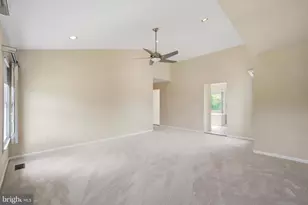 14440 Stonebridge View Dr, Gaithersburg, MD 20878 - Photo 25