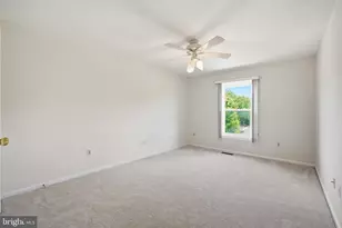 14440 Stonebridge View Dr, Gaithersburg, MD 20878 - Photo 31
