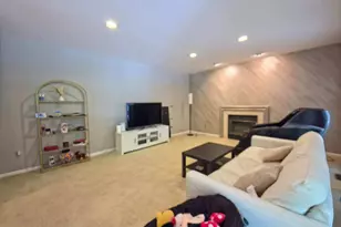 14440 Stonebridge View Dr, Gaithersburg, MD 20878 - Photo 11