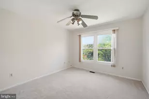 14440 Stonebridge View Dr, Gaithersburg, MD 20878 - Photo 35