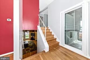 11412 Fairoak Dr, Silver Spring, MD 20902 - Photo 19