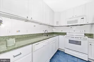 11412 Fairoak Dr, Silver Spring, MD 20902 - Photo 33