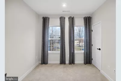 9430 Oak Grove Lane, Montgomery Village, MD 20886 - Photo 19