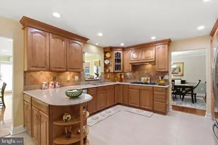 12405 Olivewood Pl, Silver Spring, MD 20904 - Photo 13