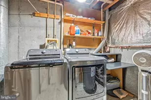 20550 Neerwinder St, Germantown, MD 20874 - Photo 35