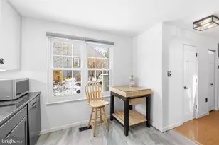 20550 Neerwinder St, Germantown, MD 20874 - Photo 9