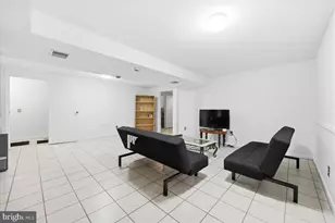 8709 Hawkins Creamery Rd, Gaithersburg, MD 20882 - Photo 25