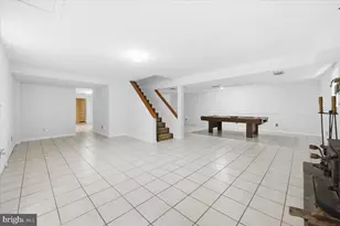 8709 Hawkins Creamery Rd, Gaithersburg, MD 20882 - Photo 23