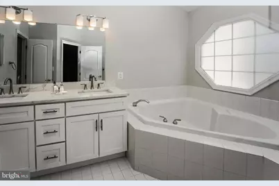 1154 Regal Oak Drive, Rockville, MD 20852 - Photo 13