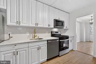 4515 Willard Ave, Chevy Chase, MD 20815 - Photo 5