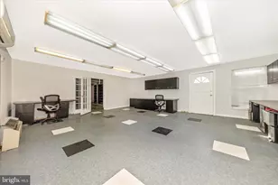 9309 Old Georgetown Rd, Bethesda, MD 20814 - Photo 11