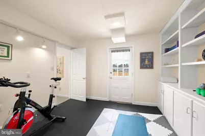 9201 Copenhaver Drive, Potomac, MD 20854 - Photo 27