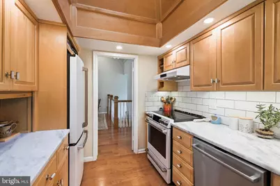 9201 Copenhaver Drive, Potomac, MD 20854 - Photo 13