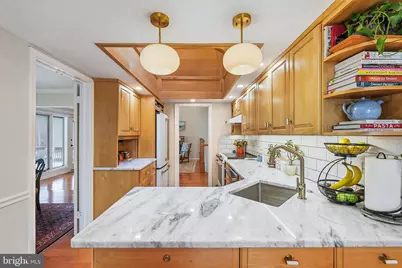 9201 Copenhaver Drive, Potomac, MD 20854 - Photo 9