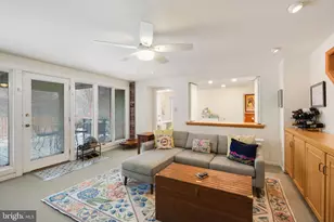 9201 Copenhaver Dr, Potomac, MD 20854 - Photo 25