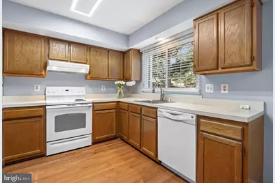 14920 Dunvegan Court, Silver Spring, MD 20906 - Photo 17