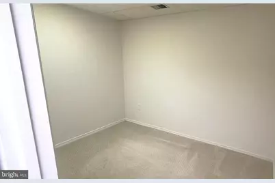 12 Sebastiani Boulevard, Gaithersburg, MD 20878 - Photo 17