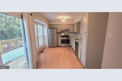 12 Sebastiani Boulevard, Gaithersburg, MD 20878 - Photo 7