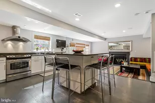 11030 Wickshire Way, North Bethesda, MD 20852 - Photo 19