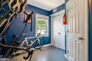 11030 Wickshire Way, North Bethesda, MD 20852 - Photo 17