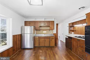 835 Bowie Rd, Rockville, MD 20852 - Photo 9