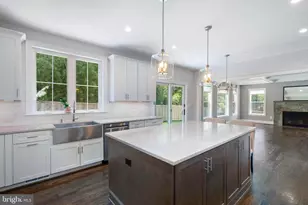 6405 Wilmett Rd, Bethesda, MD 20817 - Photo 17