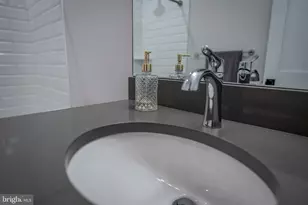 6405 Wilmett Rd, Bethesda, MD 20817 - Photo 75