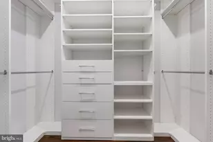 6405 Wilmett Rd, Bethesda, MD 20817 - Photo 27