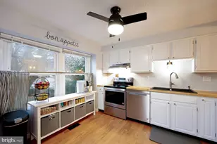 19117 Partridge Wood Dr, Germantown, MD 20874 - Photo 9