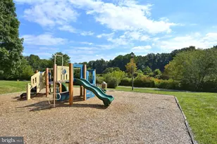 19117 Partridge Wood Dr, Germantown, MD 20874 - Photo 9