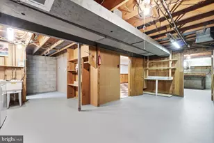 909 First St, Rockville, MD 20850 - Photo 41