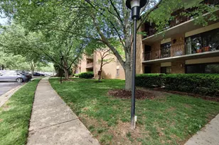 13135 Dairymaid Dr, Germantown, MD 20874 - Photo 3