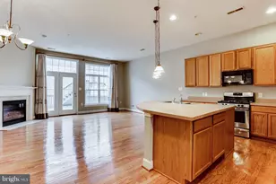 23703 Clarksmeade Dr, Clarksburg, MD 20871 - Photo 3