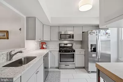 1077 Copperstone Court, Rockville, MD 20852 - Photo 5