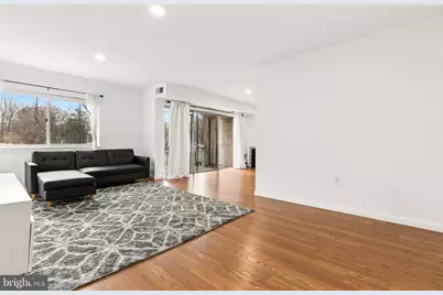 12415 Braxfield Court #12-550, Rockville, MD 20852 - Photo 5