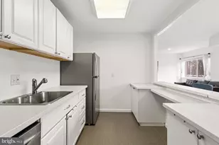 12415 Braxfield Ct, Rockville, MD 20852 - Photo 13