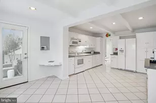 11509 Farmland Dr, North Bethesda, MD 20852 - Photo 11
