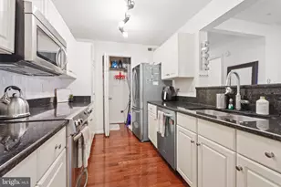 12901 Churchill Ridge Cir, Germantown, MD 20874 - Photo 11